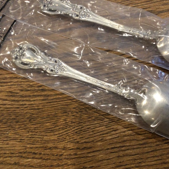 4 PC(2 spoons, 2 forks) Original Wallace Sterling Silver Rose - Picture 6 of 7